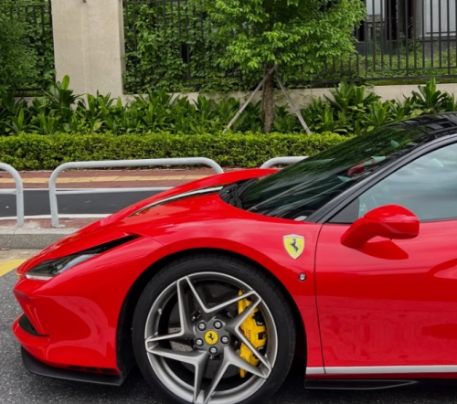 Super Gloss Ferrari Red Car Vinyl Wrap review 