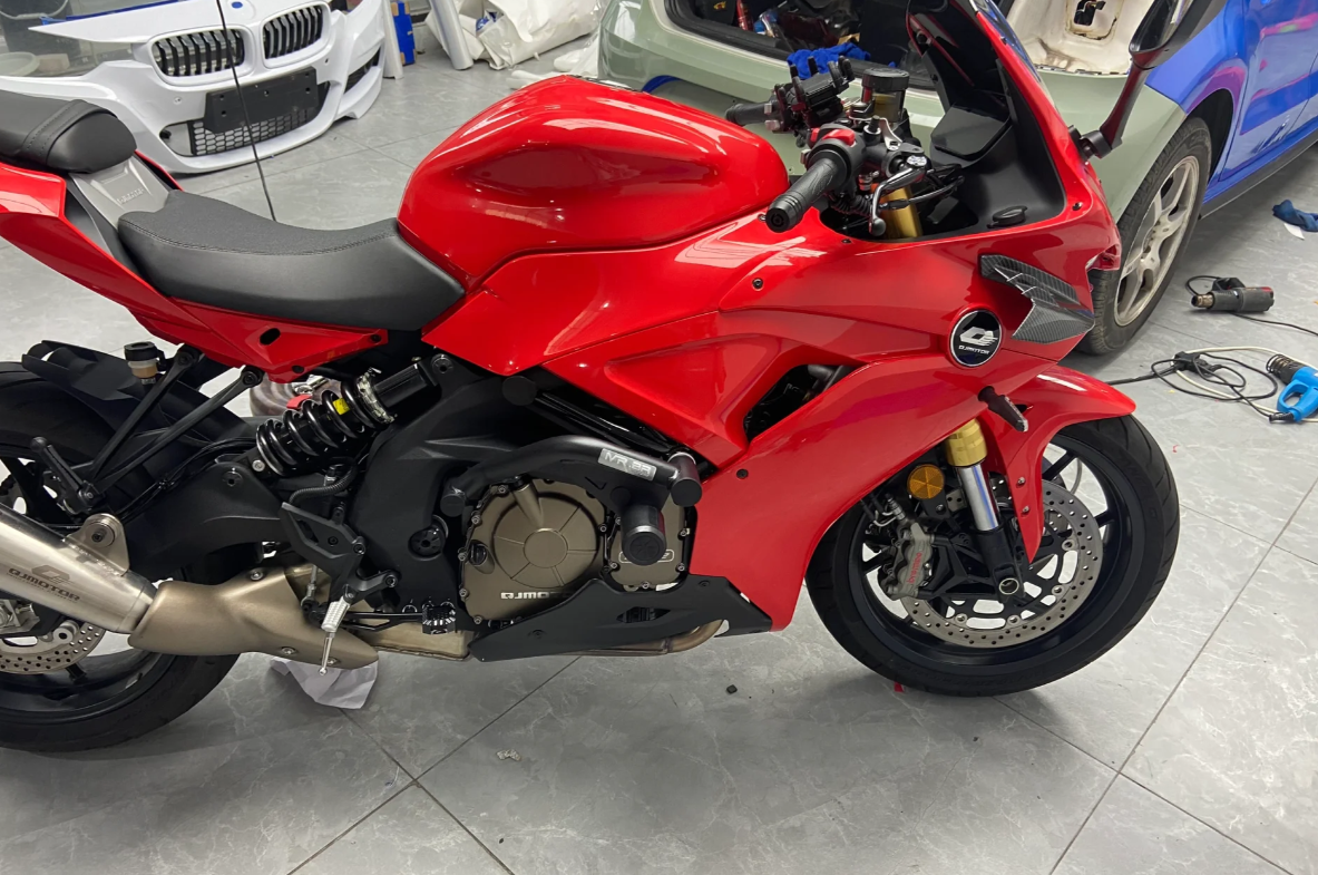 Super Gloss Ferrari Red Car Vinyl Wrap review 2