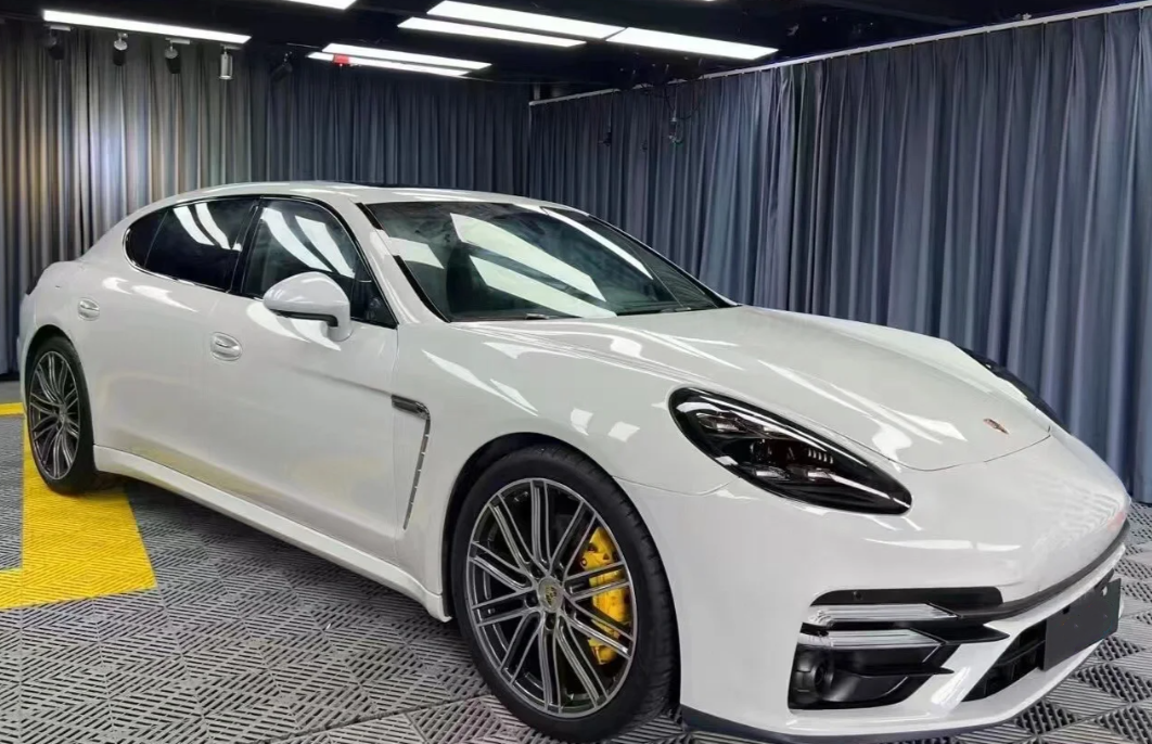 Super Gloss Ash Gray Car Vinyl Wrap review The Thomas gang 02