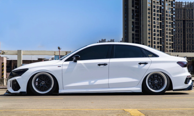 Super Gloss Crystal White Car Vinyl Wrap review 1