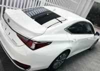 Super Gloss Diamond White Car Vinyl Wrap review 1
