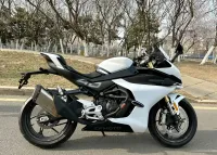 Super Gloss Diamond White Car Vinyl Wrap review 0