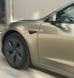 Super Gloss Aventurine Green Car Vinyl Wrap review Varinder singh 04