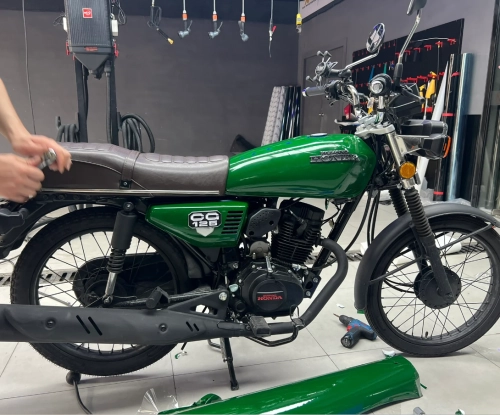 High Gloss Vintage Racing Green Car Vinyl Wrap review 