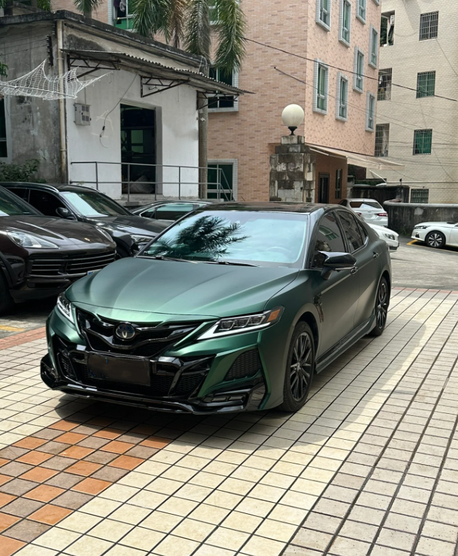 Matte Venom Green Car Vinyl Wrap review 1