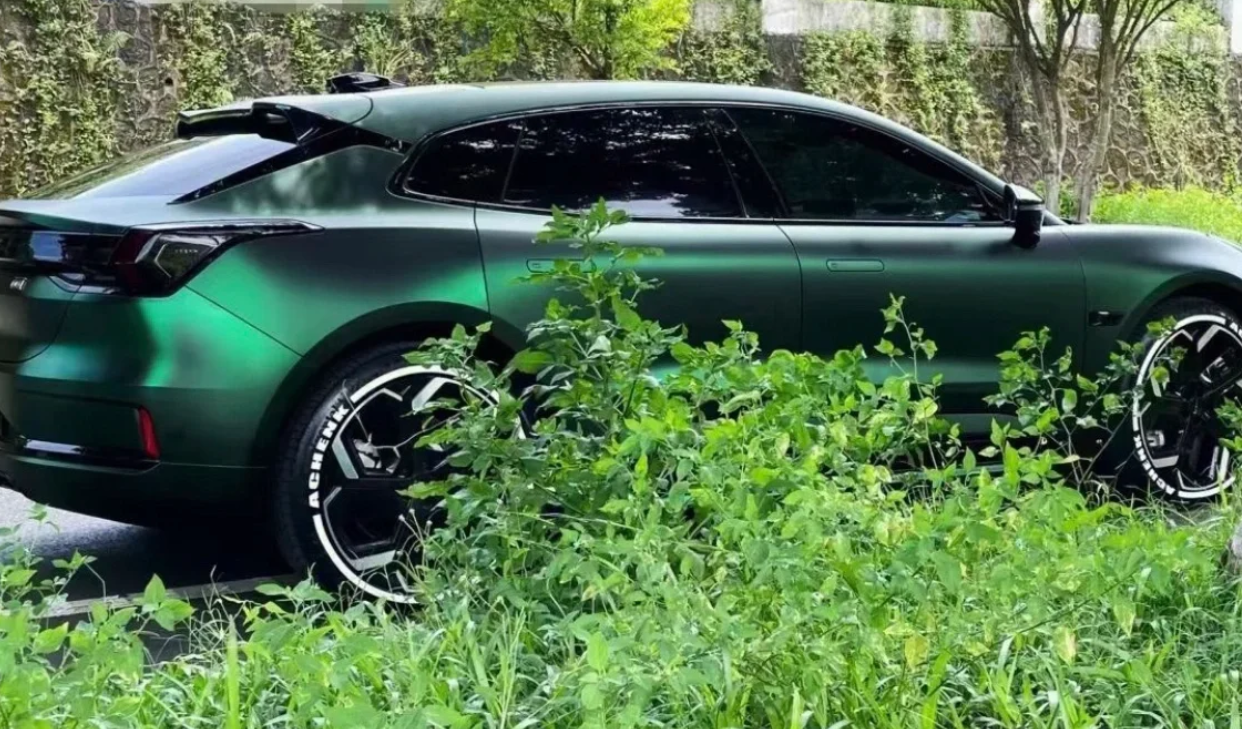 Matte Venom Green Car Vinyl Wrap review 0