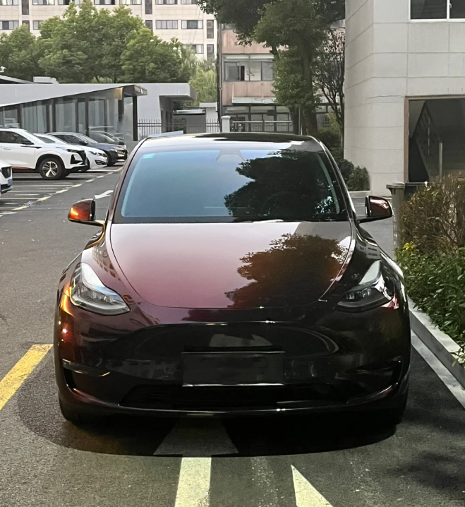 PET Gloss Shifting Red to Black Car Vinyl Wrap review 0