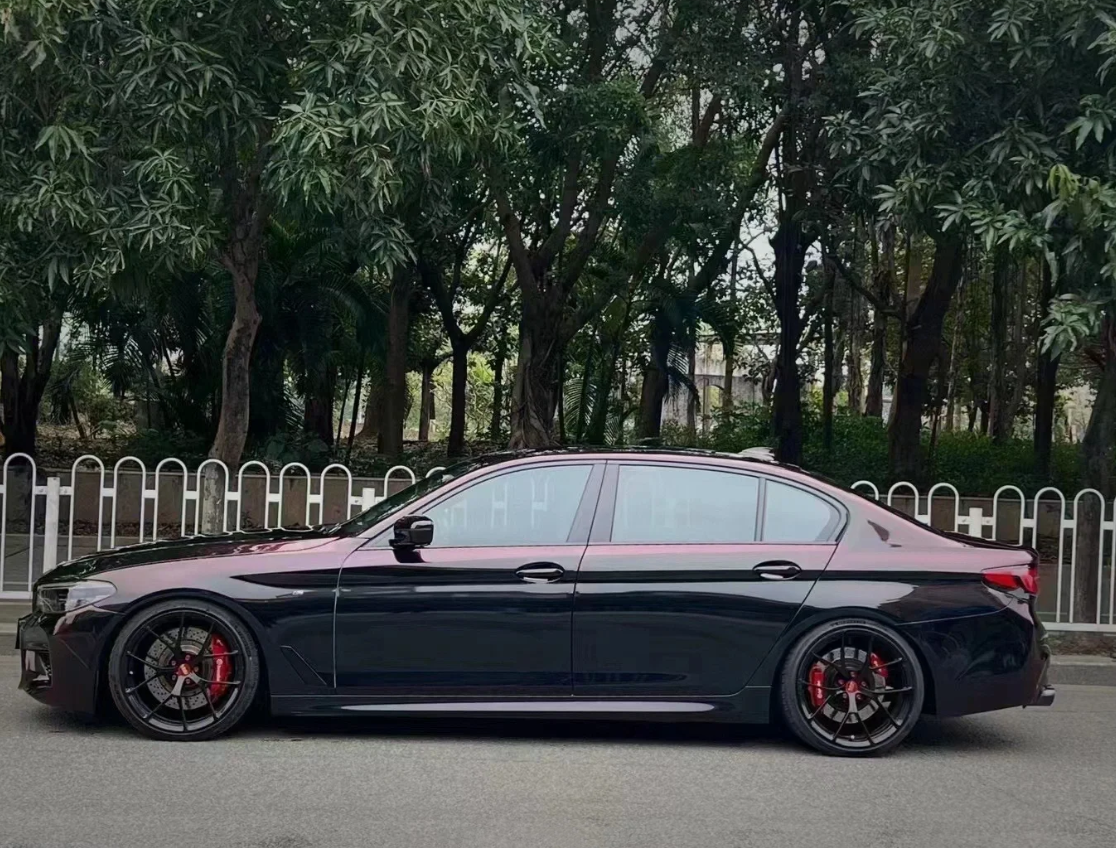 PET Gloss Shifting Red to Black Car Vinyl Wrap review 1