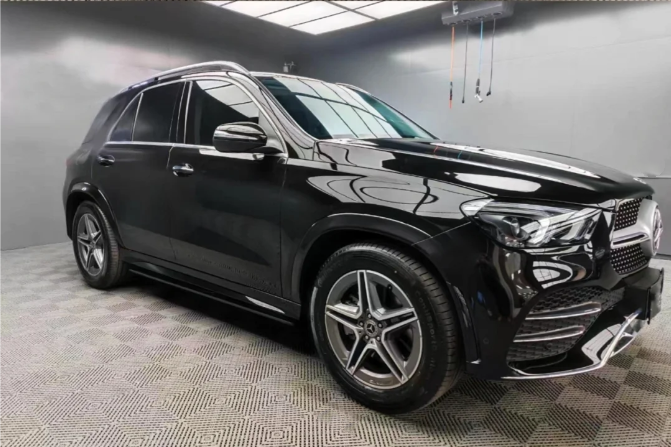 Gloss Metallic Black Car Vinyl Wrap review 0