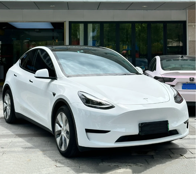 Super Gloss Crystal White Car Vinyl Wrap review 0