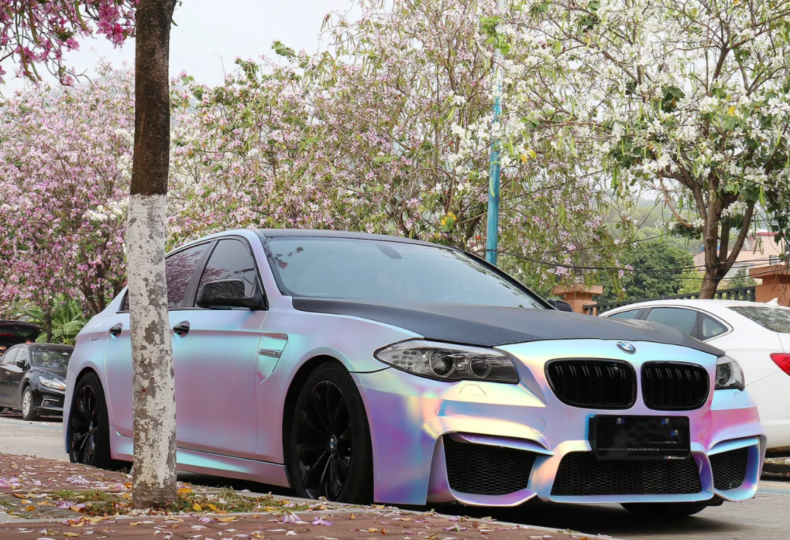 Matte Holographic Rainbow Neo Chrome Car Vinyl Wrap Non-stretchable review Louis B. 02