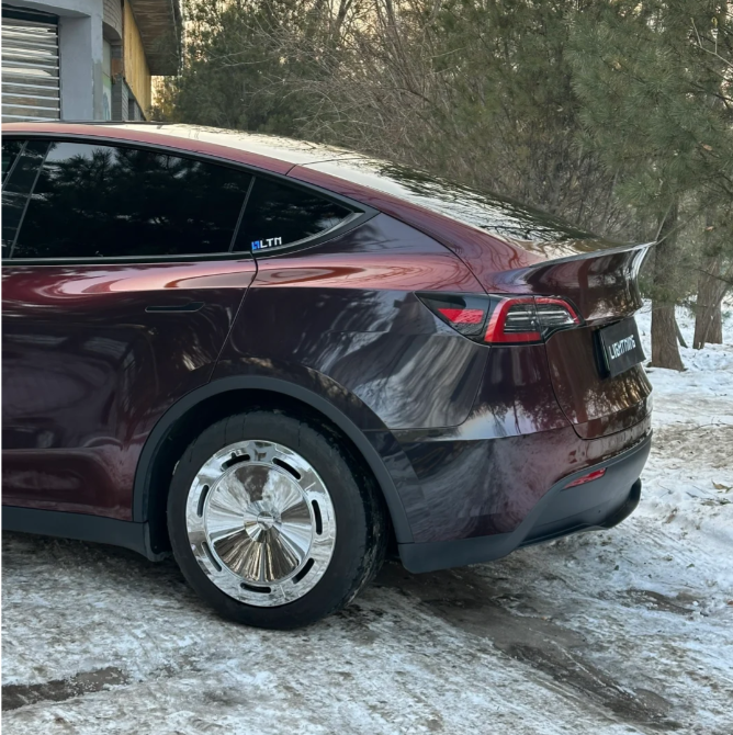 PET Gloss Shifting Red to Black Car Vinyl Wrap review 0