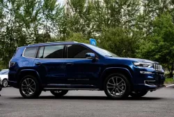 Gloss Metallic Indigo Blue Car Vinyl Wrap review 	Alex Toapanta 02