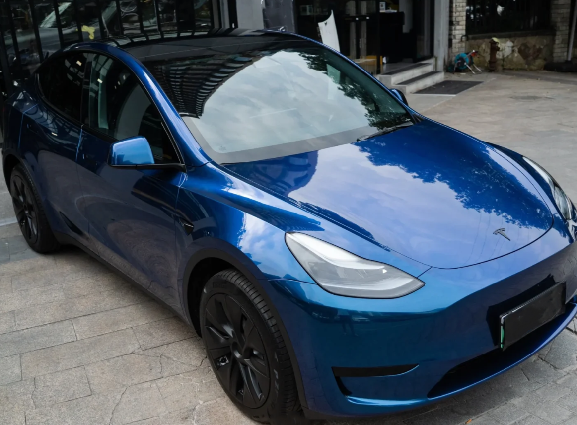 Gloss Metallic Indigo Blue Car Vinyl Wrap review Ricardo M.