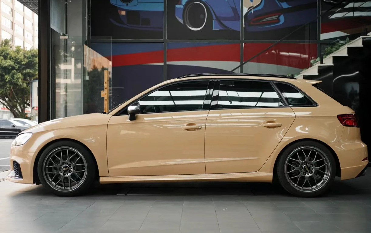 Super Gloss Sandstorm Yellow Desert Yellow Car Vinyl Wrap review Melissa Barlow 03