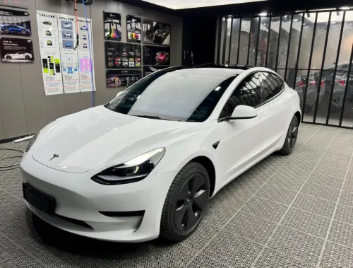 Super Gloss Crystal White Car Vinyl Wrap review 