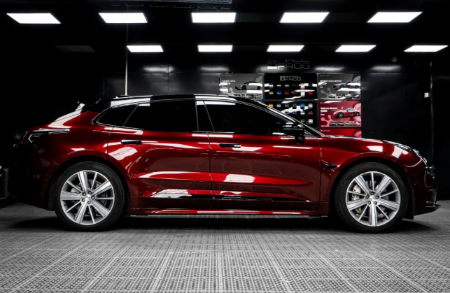  Liquid Metallic Dragon Blood Red Car Vinyl Wrap review 1