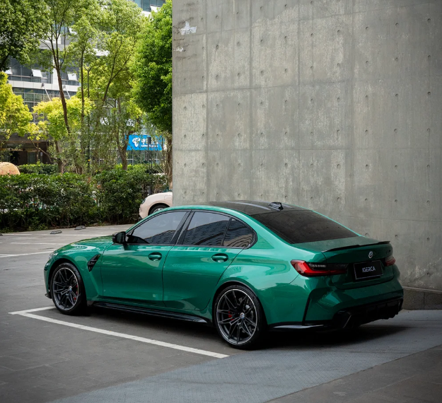 Gloss Paint Metallic Isle Of Man Green review 1