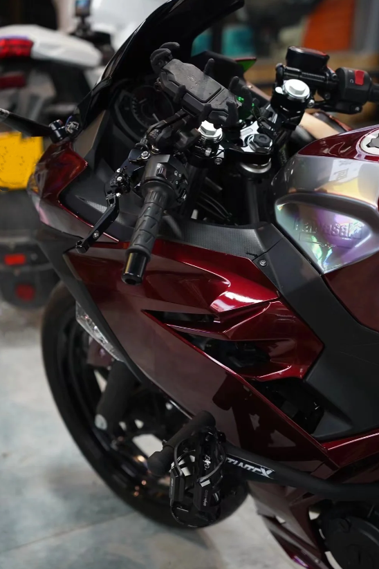  Liquid Metallic Dragon Blood Red Car Vinyl Wrap review 1