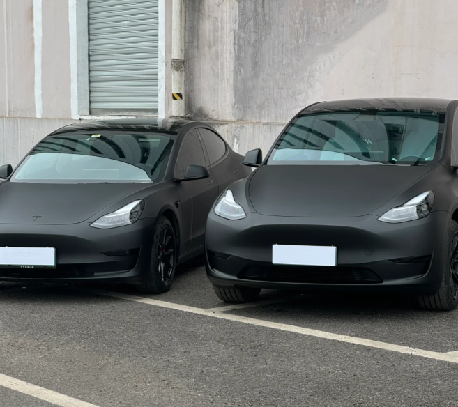 Matte Black Car Vinyl Wrap review William Tran 01