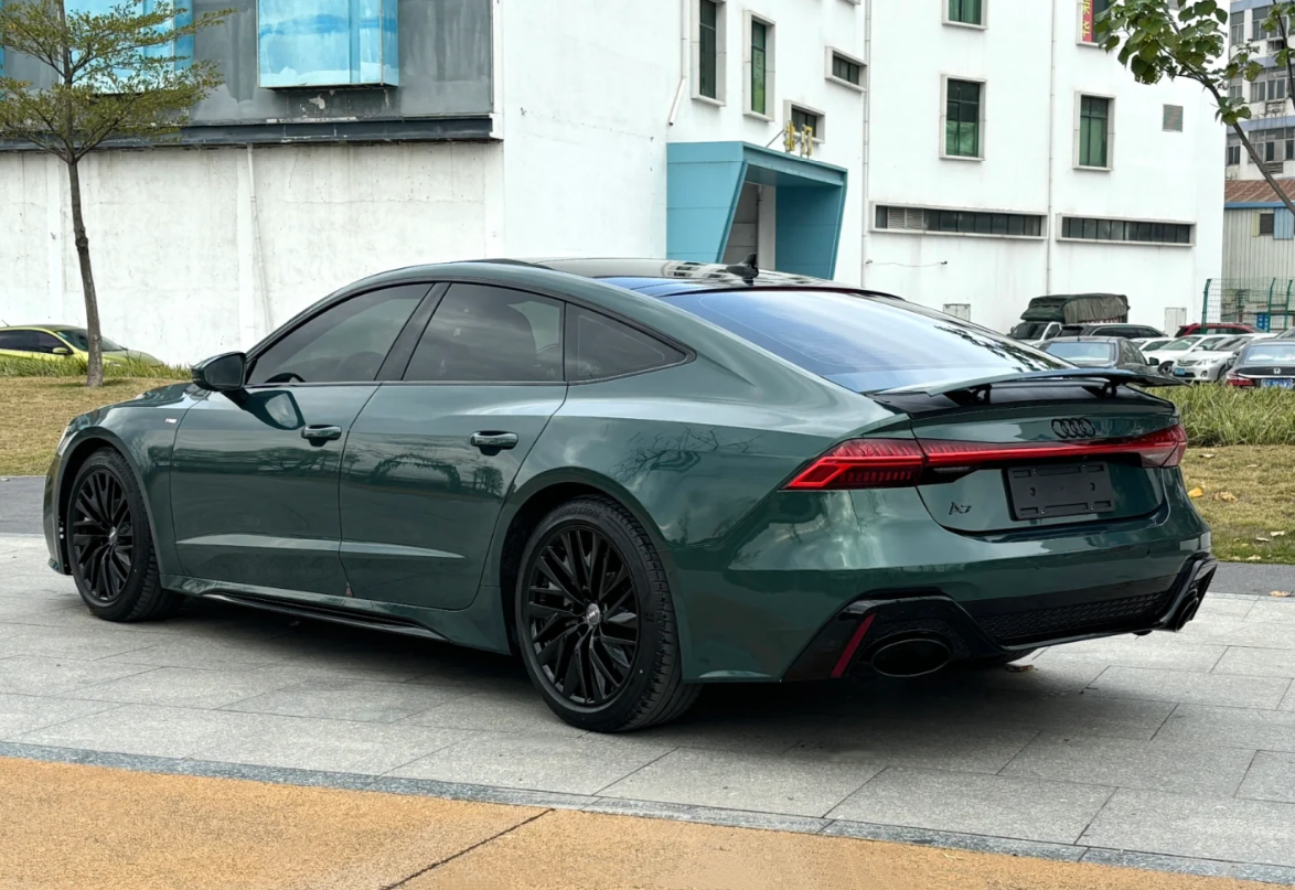 Gloss Metallic Gotland Green Car Vinyl Wrap review E Gamble 03