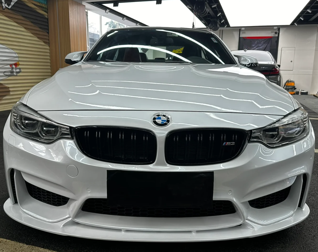 Gloss Pearl White Car Vinyl Wrap review Erik Aguilar 03