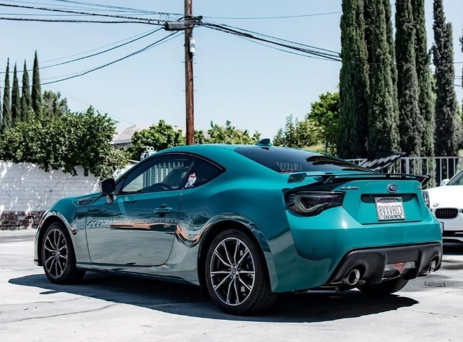 Super Gloss Pine Green Car Vinyl Wrap review Tony 03