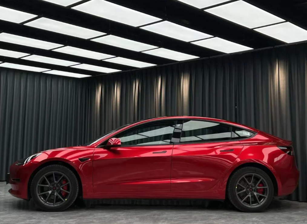 Gloss Metallic Vampire Red Car Vinyl Wrap review 1