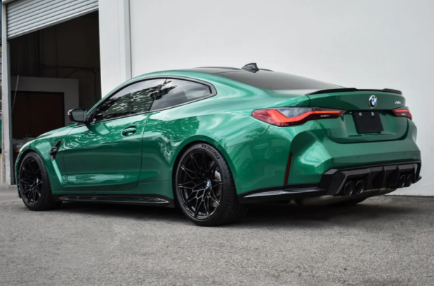 Gloss Paint Metallic Isle Of Man Green review 0