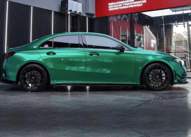 Gloss Paint Metallic Isle Of Man Green review 1