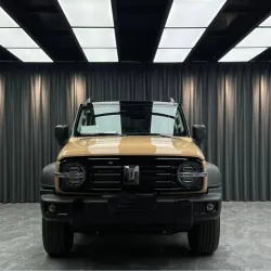  Super Gloss Sandstorm Yellow Desert Yellow Car Vinyl Wrap review NICHOLAS MICHAELIDES 02