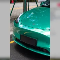 Gloss Paint Metallic Isle Of Man Green review 1
