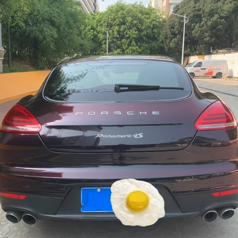 PET Gloss Shifting Red to Black Car Vinyl Wrap review Hanna 02