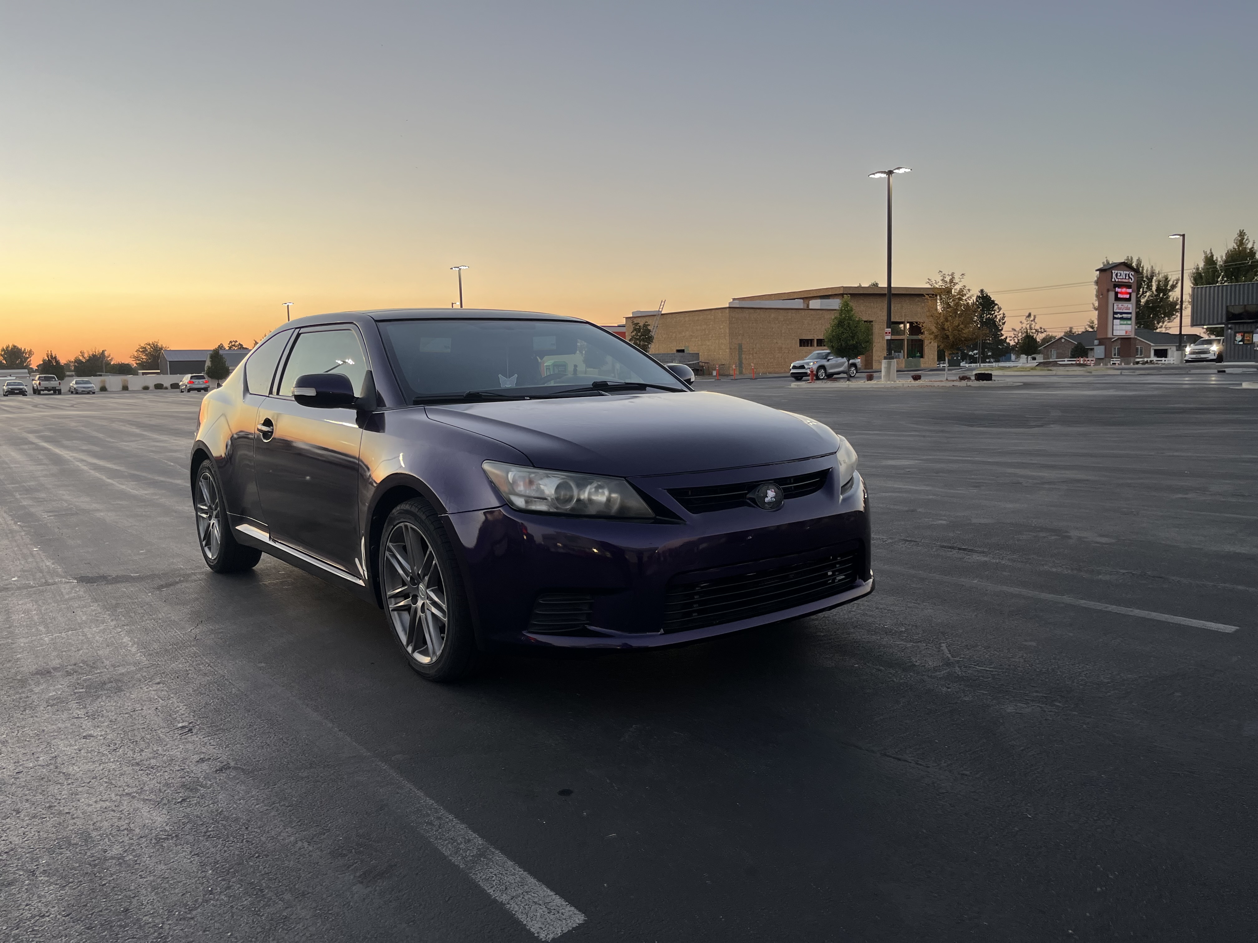 PET Gloss Metallic Midnight Purple Car Vinyl Wrap review Lesly 01