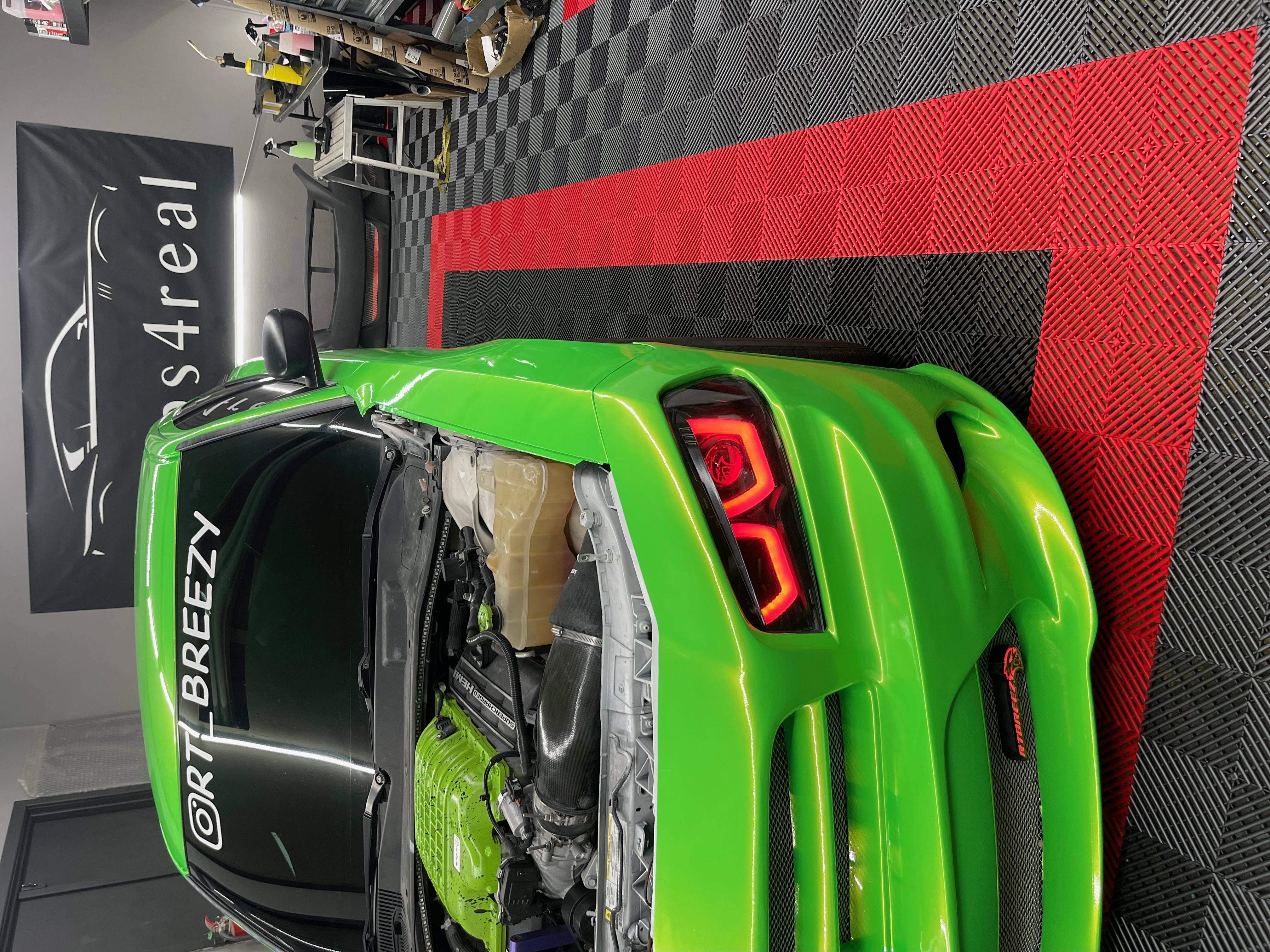 Audi Gloss Magic Gold Green Car Vinyl Wrap review drama 04