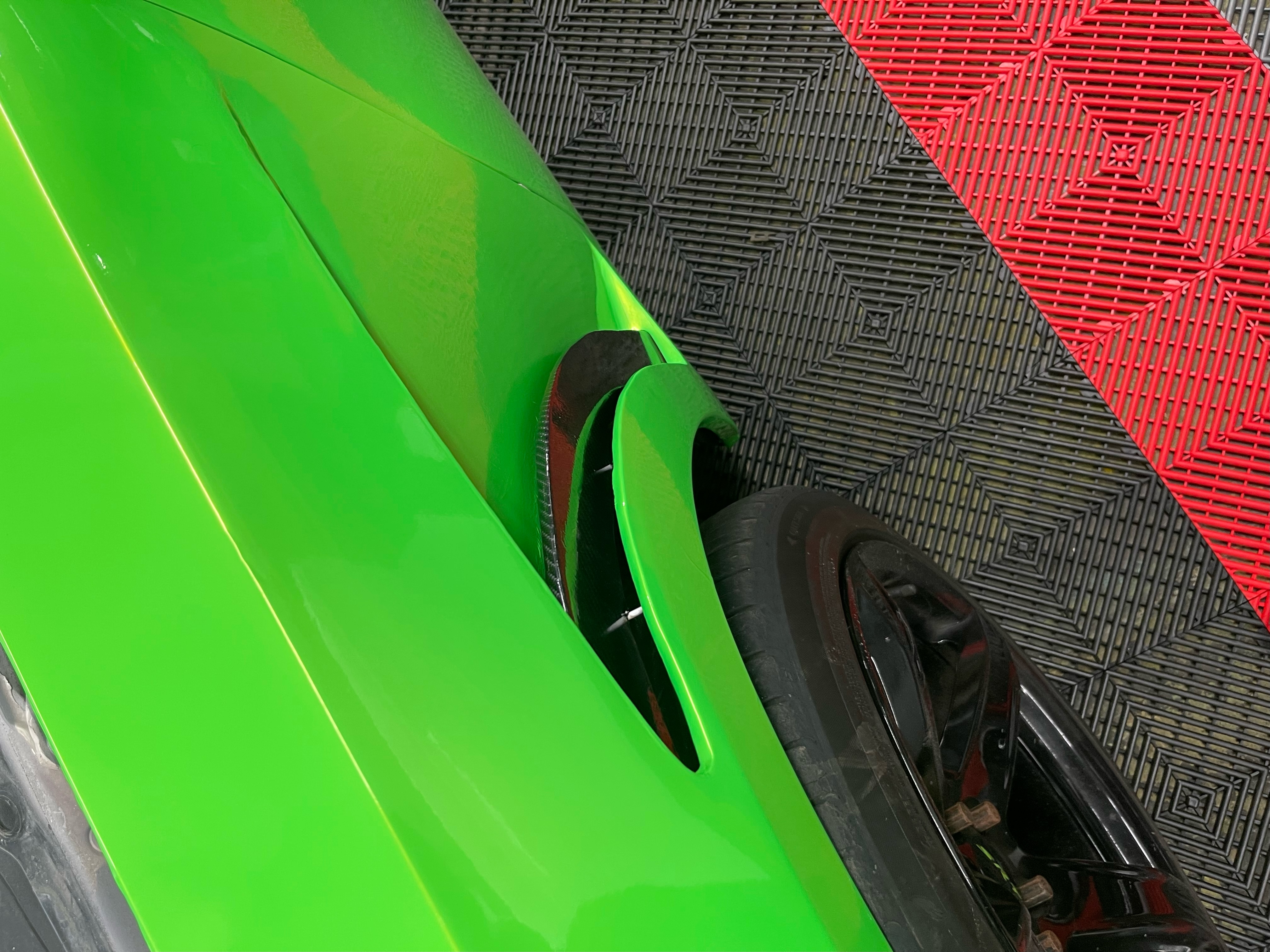 Audi Gloss Magic Gold Green Car Vinyl Wrap review drama 06