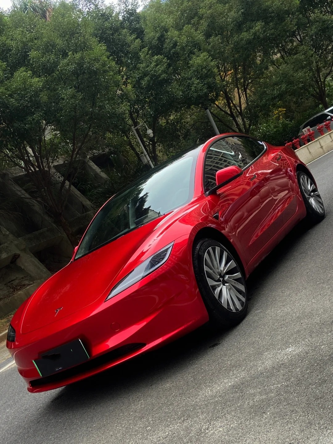 Gloss Metallic Cherry Red Car Vinyl Wrap review kiiing 01