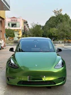 Gloss Metallic Mamba Green Car Vinyl Wrap review jn 01