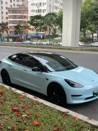 Super Gloss Glacier Blue Car Vinyl Wrap review 1