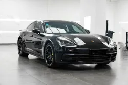 Gloss Metallic Black Car Vinyl Wrap review miuuu 02