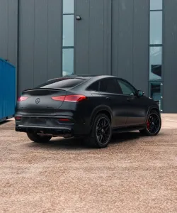 Satin Black Car Vinyl Wrap review pou 01