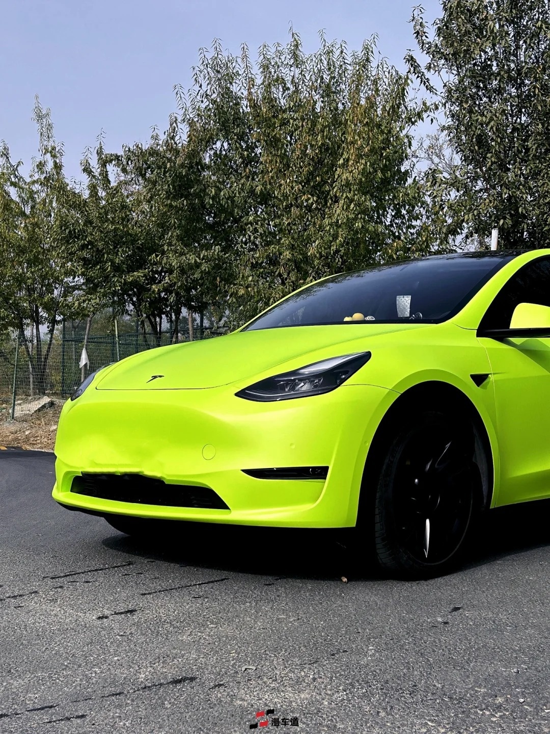 Super Matte Fluorescent Yellow Car Vinyl Wrap  review 0