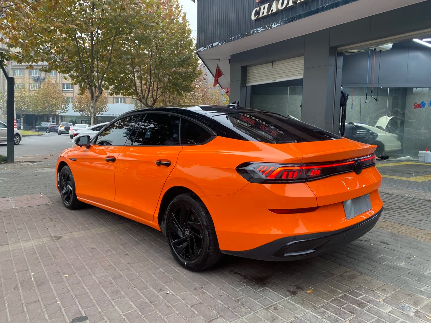  Gloss Metallic Sakhir Orange Car Vinyl Wrap review 0
