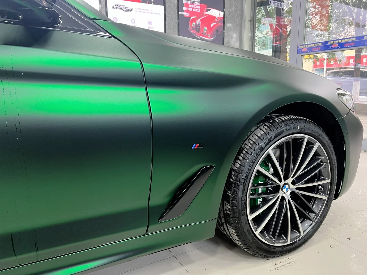 Matte Venom Green Car Vinyl Wrap review upi 01