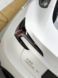 NIO Ultimate Flat Pure White Car Vinyl Wrap review 1