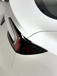 NIO Ultimate Flat Pure White Car Vinyl Wrap review 1
