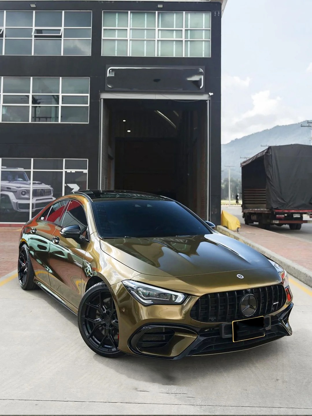 Gloss Metallic Midnight Gold Car Vinyl Wrap review yuik 01