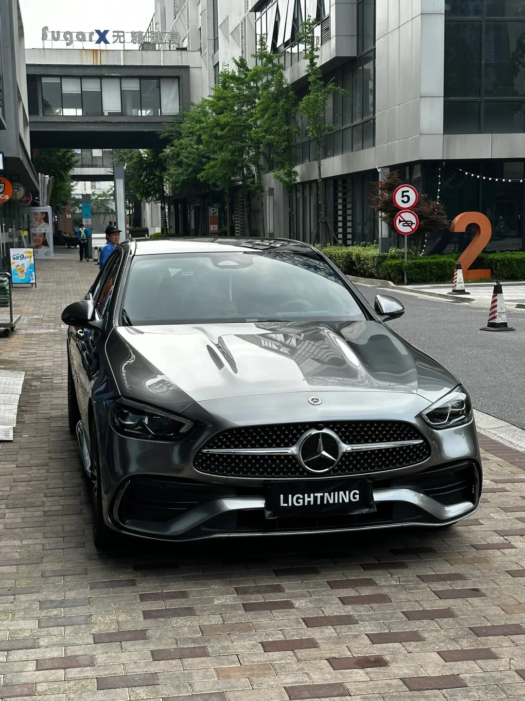 Gloss Metallic Liquid Chrome Silver Car Vinyl Wrap review effefh 02