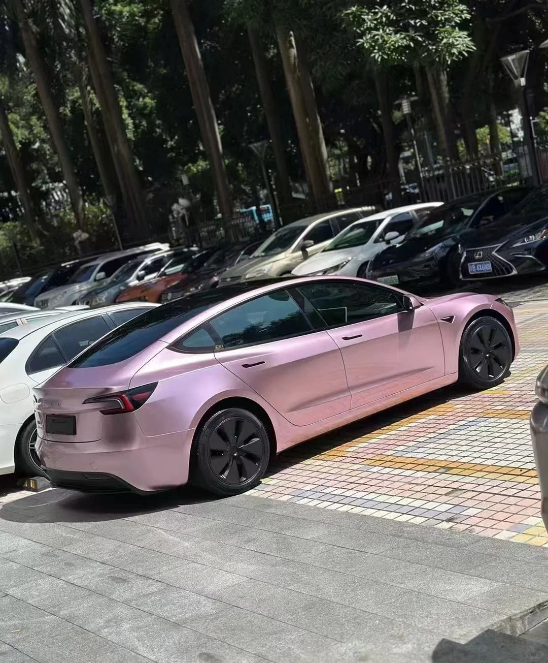Porsche BMW Tesla  Benz Gloss PET Bentley Passion Pink Car Vinyl Wrap review 2