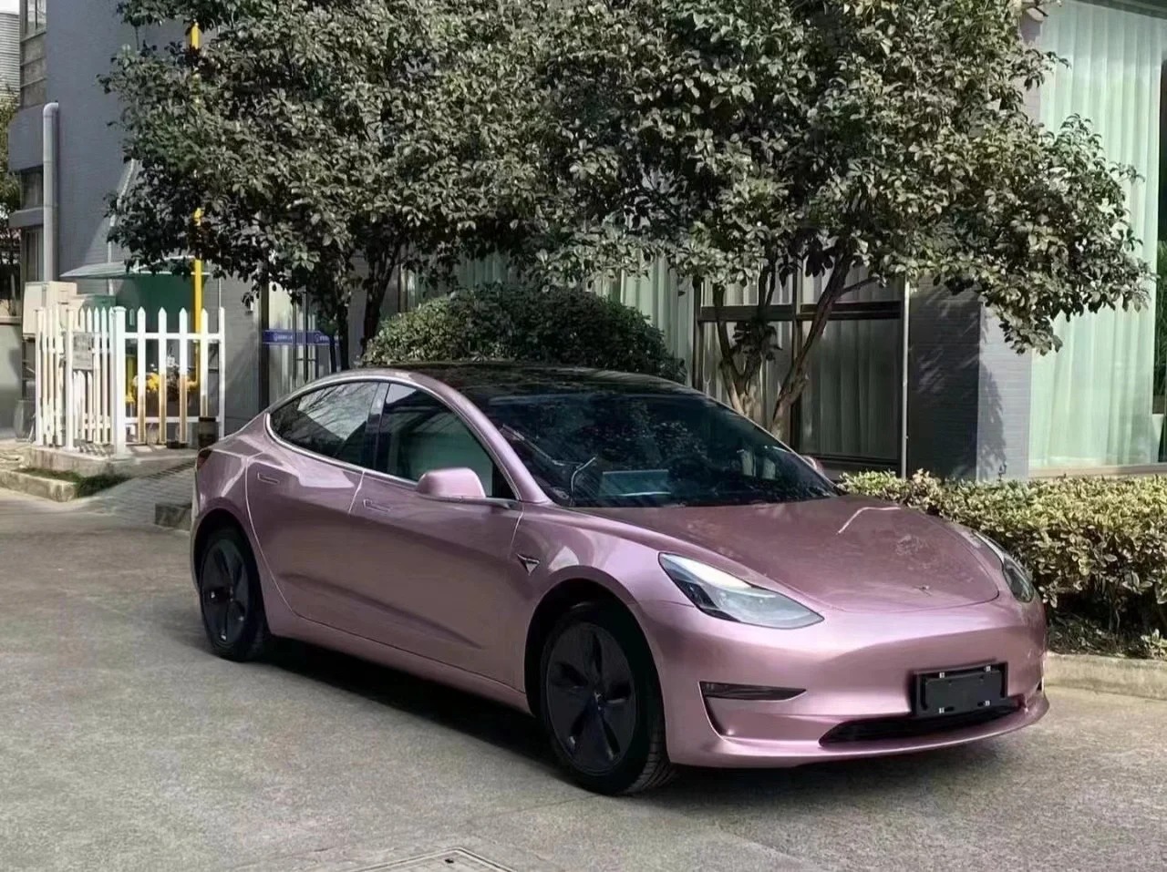 Porsche BMW Tesla  Benz Gloss PET Bentley Passion Pink Car Vinyl Wrap review 0